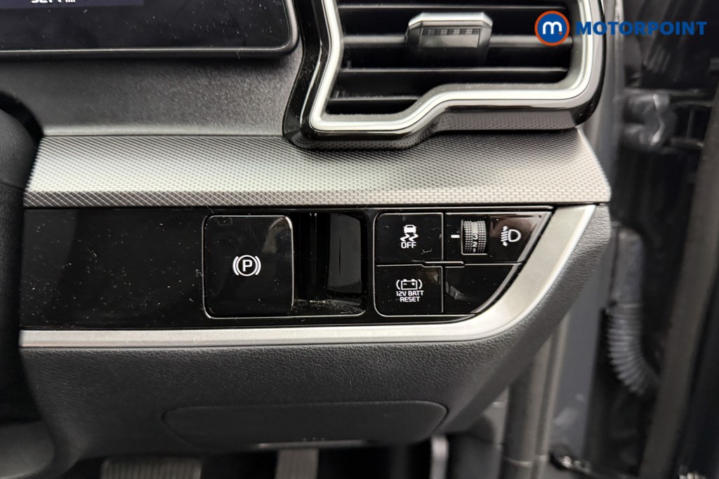KIA Sportage 3 Automatic Petrol-Electric Hybrid SUV - Stock Number (1606539) - 17th supplementary image