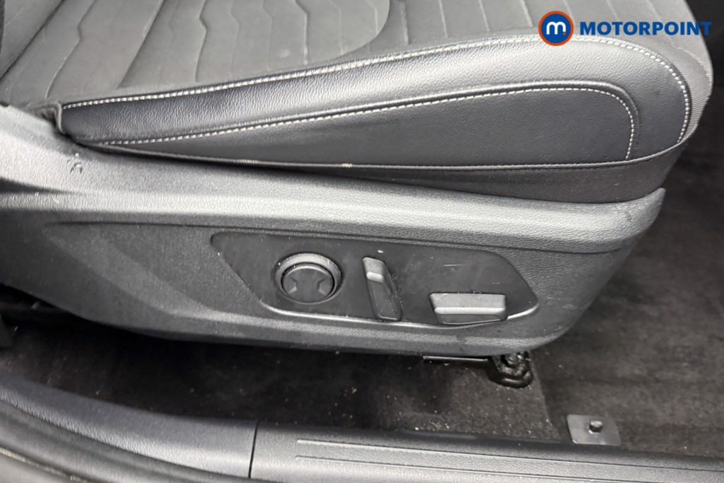 KIA Sportage 3 Automatic Petrol-Electric Hybrid SUV - Stock Number (1606539) - 20th supplementary image