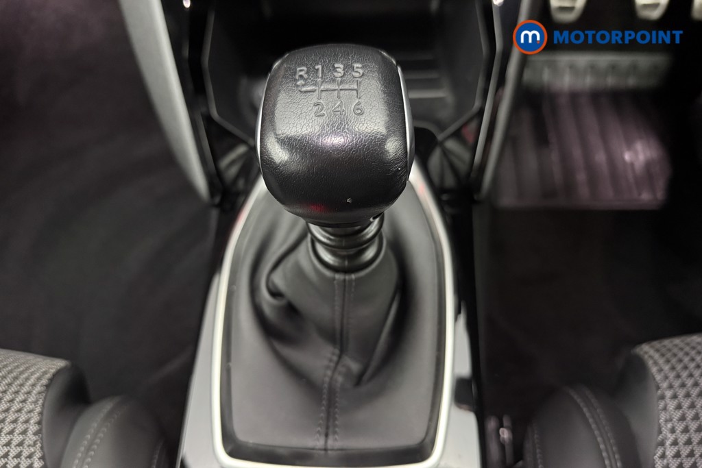 Peugeot 2008 GT Manual Petrol SUV - Stock Number (1606592) - 7th supplementary image