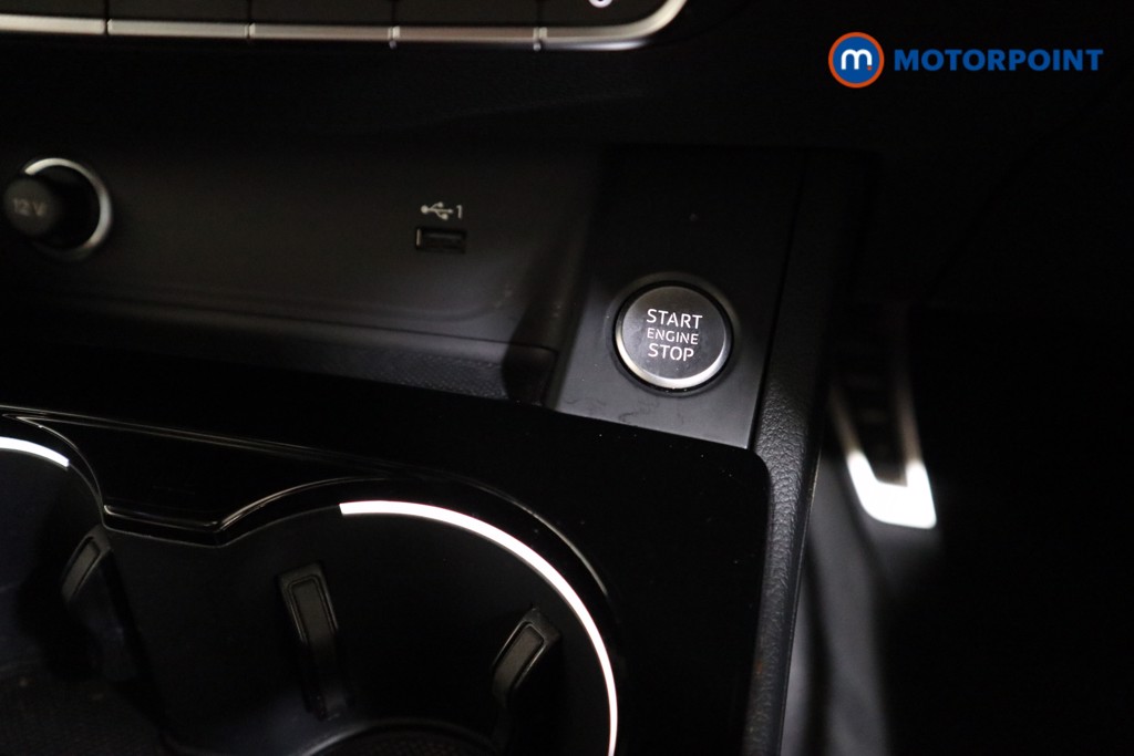 Audi A4 Black Edition Automatic Petrol Saloon - Stock Number (1606795) - 9th supplementary image