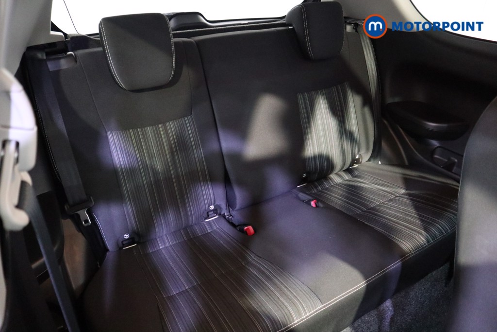 Suzuki Swift Sz-L Manual Petrol Hatchback - Stock Number (1606817) - 13th supplementary image