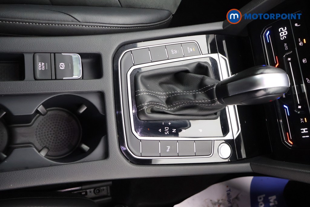 Volkswagen Arteon R-Line Automatic Diesel Estate - Stock Number (1606839) - 9th supplementary image