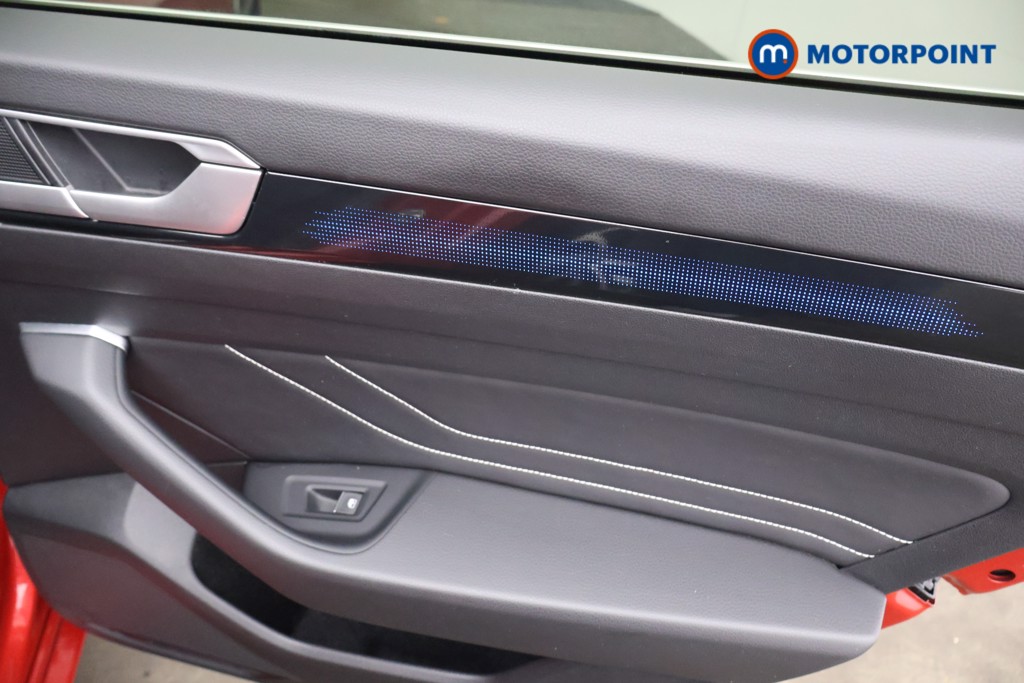 Volkswagen Arteon R-Line Automatic Diesel Estate - Stock Number (1606839) - 18th supplementary image