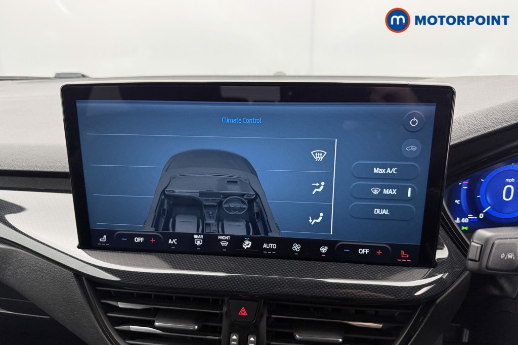 Ford Focus St-Line X Manual Petrol Hatchback - Stock Number (1607035) - 8th supplementary image