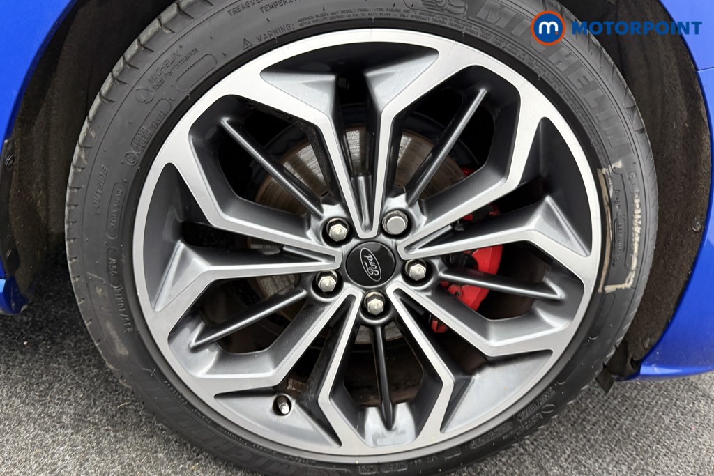 Ford Focus St-Line X Manual Petrol Hatchback - Stock Number (1607035) - 32nd supplementary image