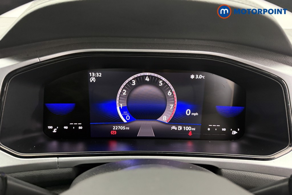 Volkswagen T-Roc Life Manual Petrol SUV - Stock Number (1607036) - 5th supplementary image