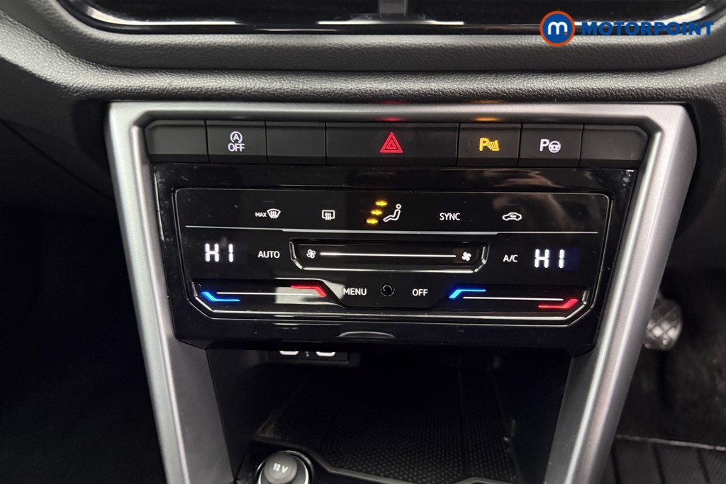 Volkswagen T-Roc Life Manual Petrol SUV - Stock Number (1607036) - 12th supplementary image