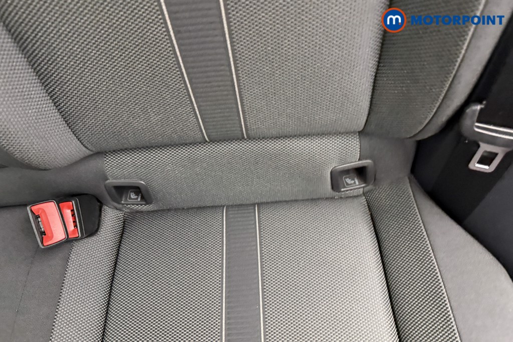 Volkswagen T-Roc Life Manual Petrol SUV - Stock Number (1607036) - 25th supplementary image