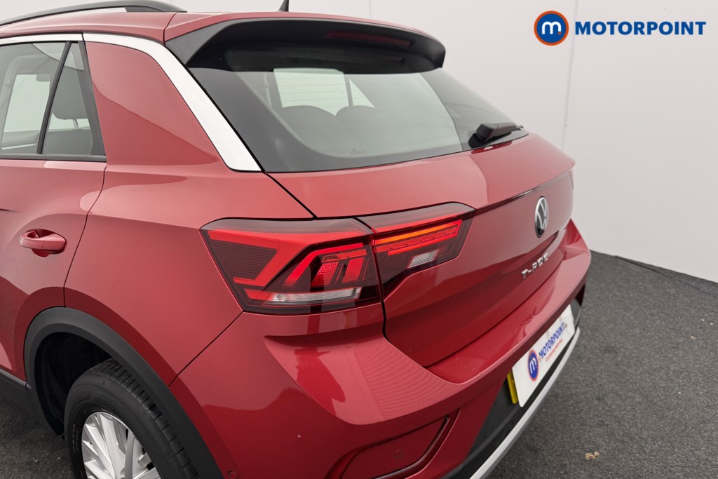 Volkswagen T-Roc Life Manual Petrol SUV - Stock Number (1607036) - 27th supplementary image