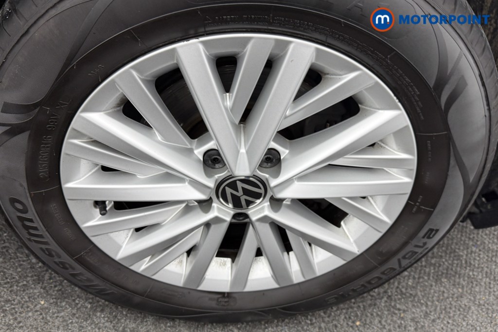 Volkswagen T-Roc Life Manual Petrol SUV - Stock Number (1607036) - 33rd supplementary image