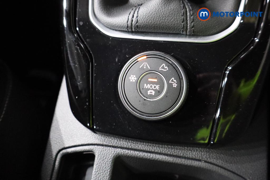 Volkswagen T-Roc R-Line Automatic Petrol SUV - Stock Number (1607046) - 14th supplementary image