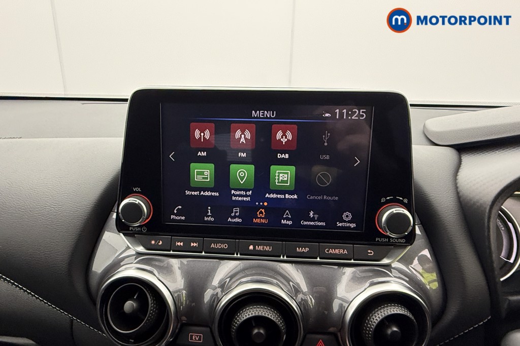 Nissan Juke N-Connecta Automatic Petrol-Electric Hybrid SUV - Stock Number (1607082) - 9th supplementary image