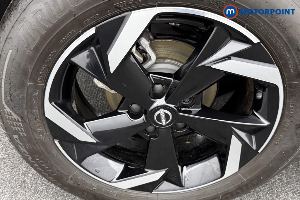 Nissan Juke N-Connecta Automatic Petrol-Electric Hybrid SUV - Stock Number (1607082) - 30th supplementary image