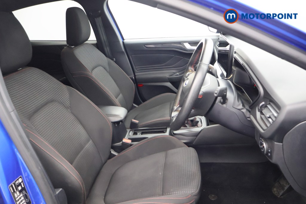 Ford Focus St-Line Edition Manual Petrol Hatchback - Stock Number (1607165) - 9th supplementary image