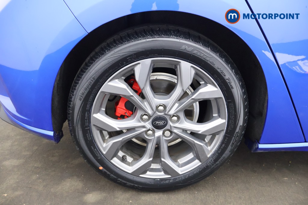 Ford Focus St-Line Edition Manual Petrol Hatchback - Stock Number (1607165) - 16th supplementary image