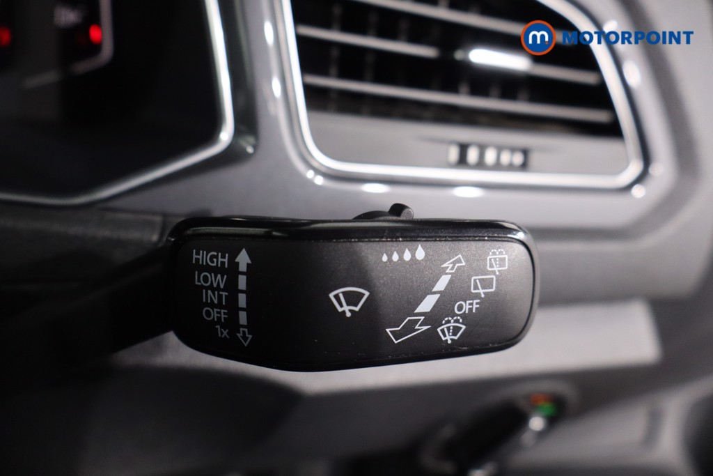 Volkswagen T-Roc R-Line Manual Petrol SUV - Stock Number (1607172) - 15th supplementary image