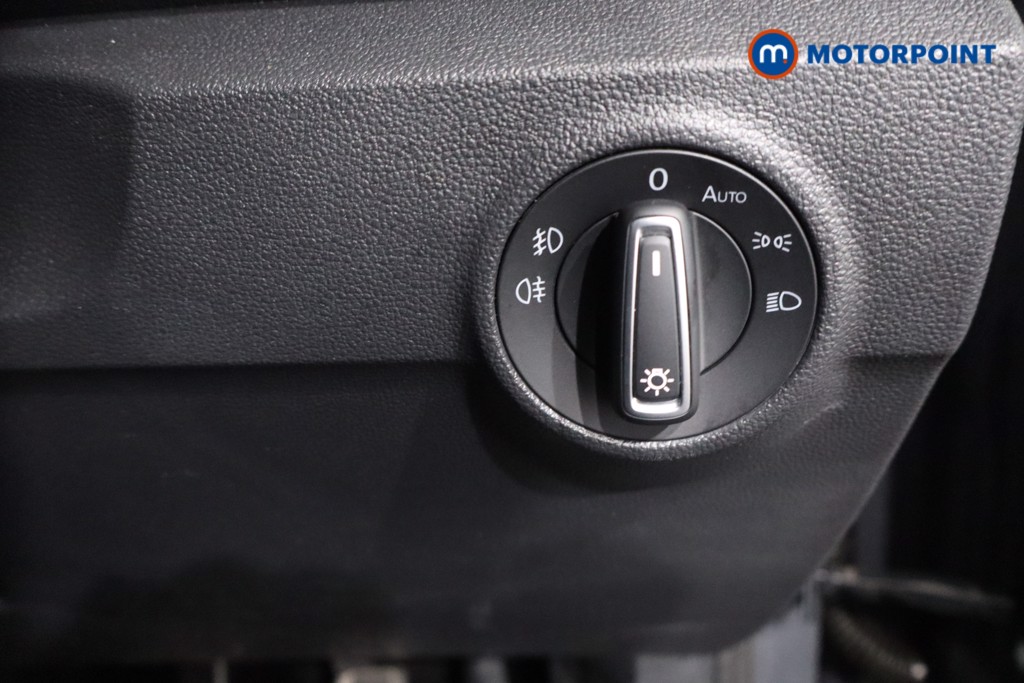 Volkswagen T-Roc R-Line Manual Petrol SUV - Stock Number (1607172) - 17th supplementary image