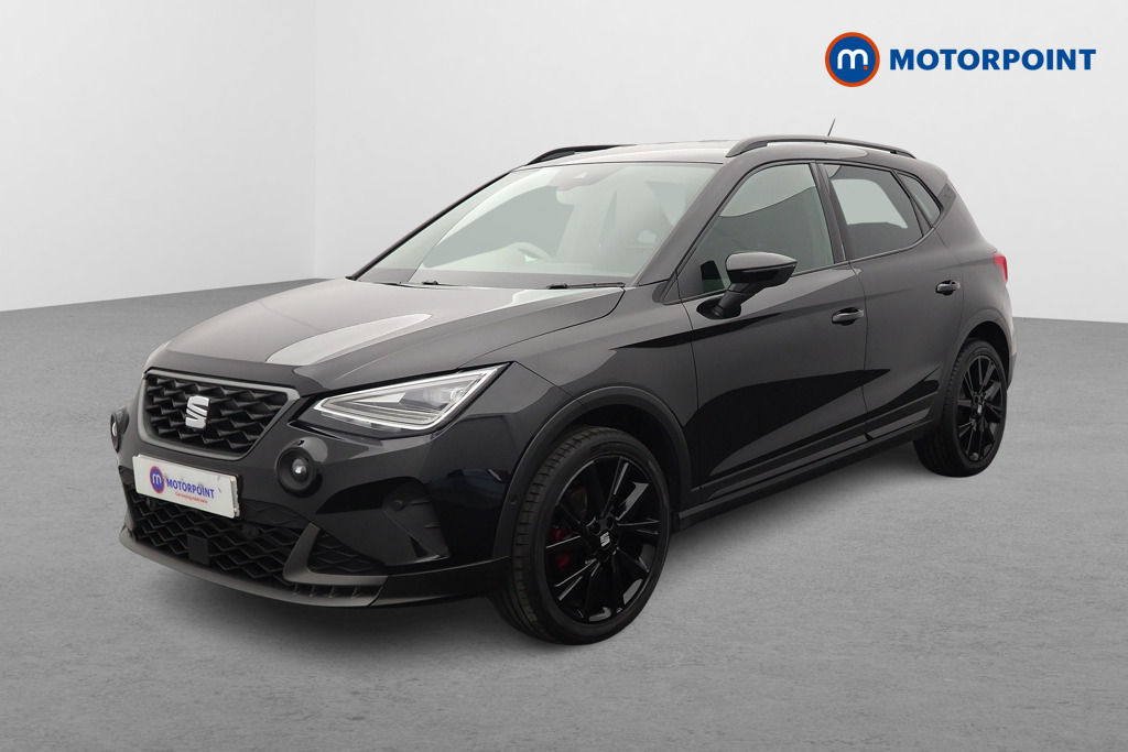 Seat Arona Fr Black Edition Automatic Petrol SUV - Stock Number (1607335) - Passenger side front corner