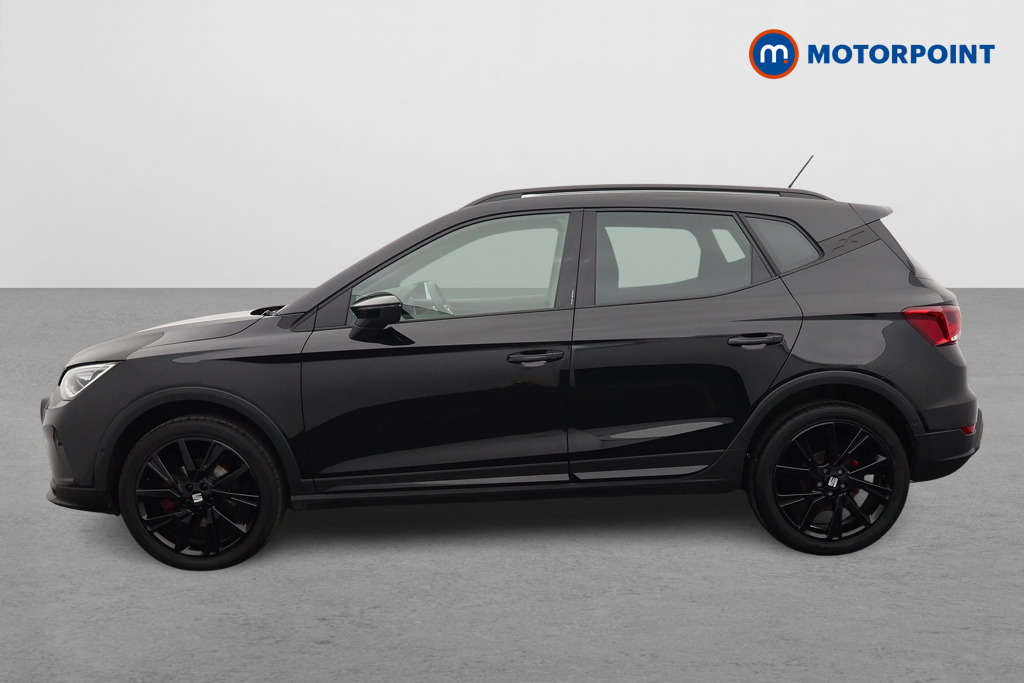 Seat Arona Fr Black Edition Automatic Petrol SUV - Stock Number (1607335) - Passenger side