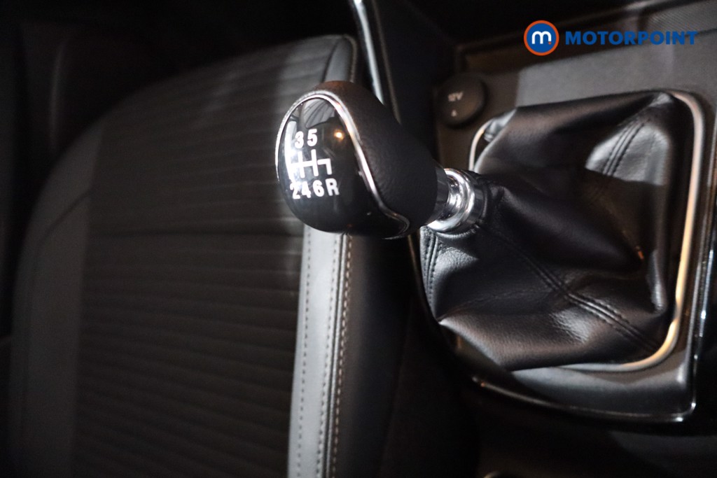 Ford Ecosport Titanium Manual Petrol SUV - Stock Number (1607359) - 19th supplementary image