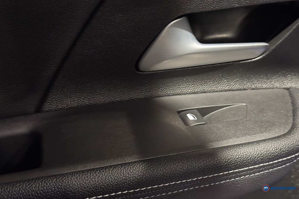 Vauxhall Mokka GS Automatic Petrol SUV - Stock Number (1585803) - 13th supplementary image