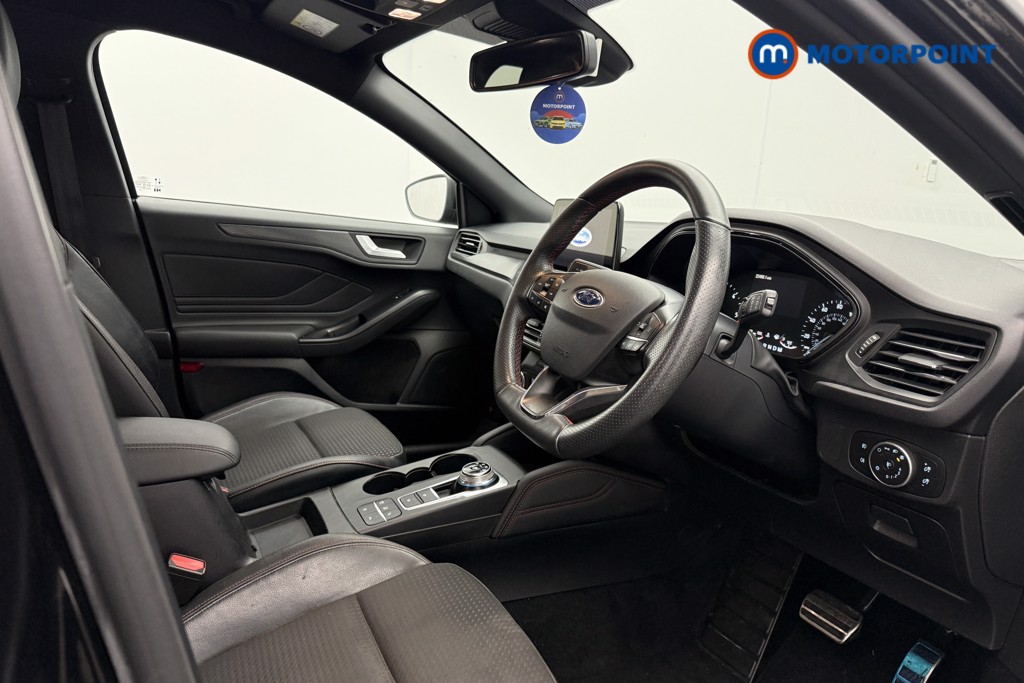 Ford Focus St-Line X Automatic Diesel Hatchback - Stock Number (1586353) - 5th supplementary image