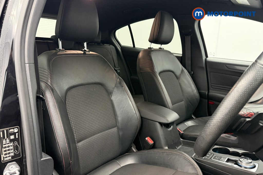 Ford Focus St-Line X Automatic Diesel Hatchback - Stock Number (1586353) - 6th supplementary image