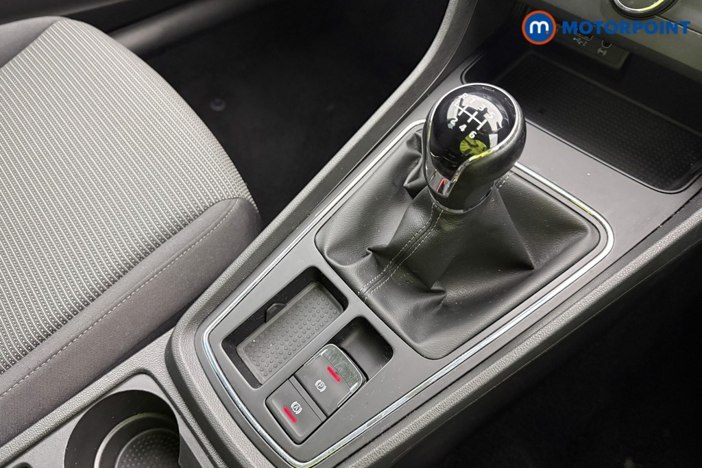 Seat Leon Se Dynamic Manual Petrol Estate - Stock Number (1587852) - 12th supplementary image