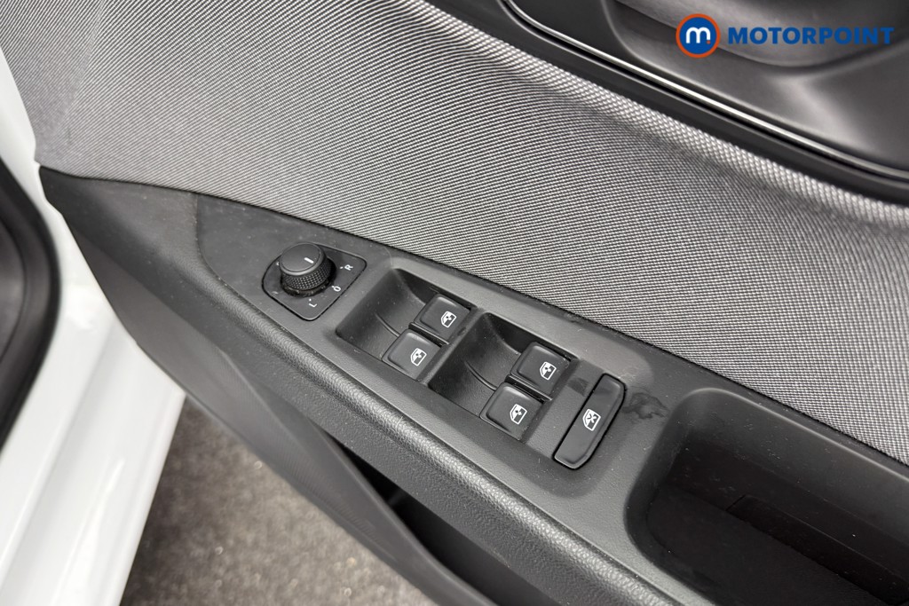 Seat Leon Se Dynamic Manual Petrol Estate - Stock Number (1587852) - 17th supplementary image