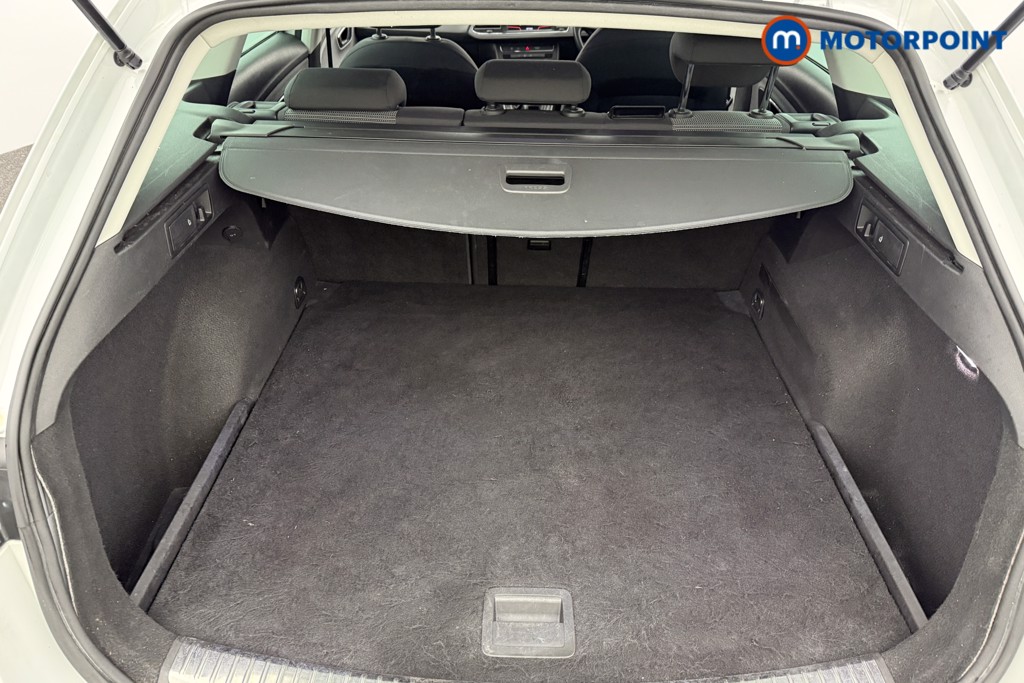 Seat Leon Se Dynamic Manual Petrol Estate - Stock Number (1587852) - 20th supplementary image