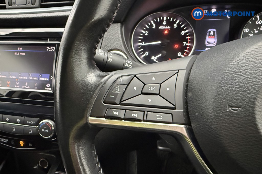 Nissan Qashqai Tekna Manual Petrol SUV - Stock Number (1590844) - 7th supplementary image