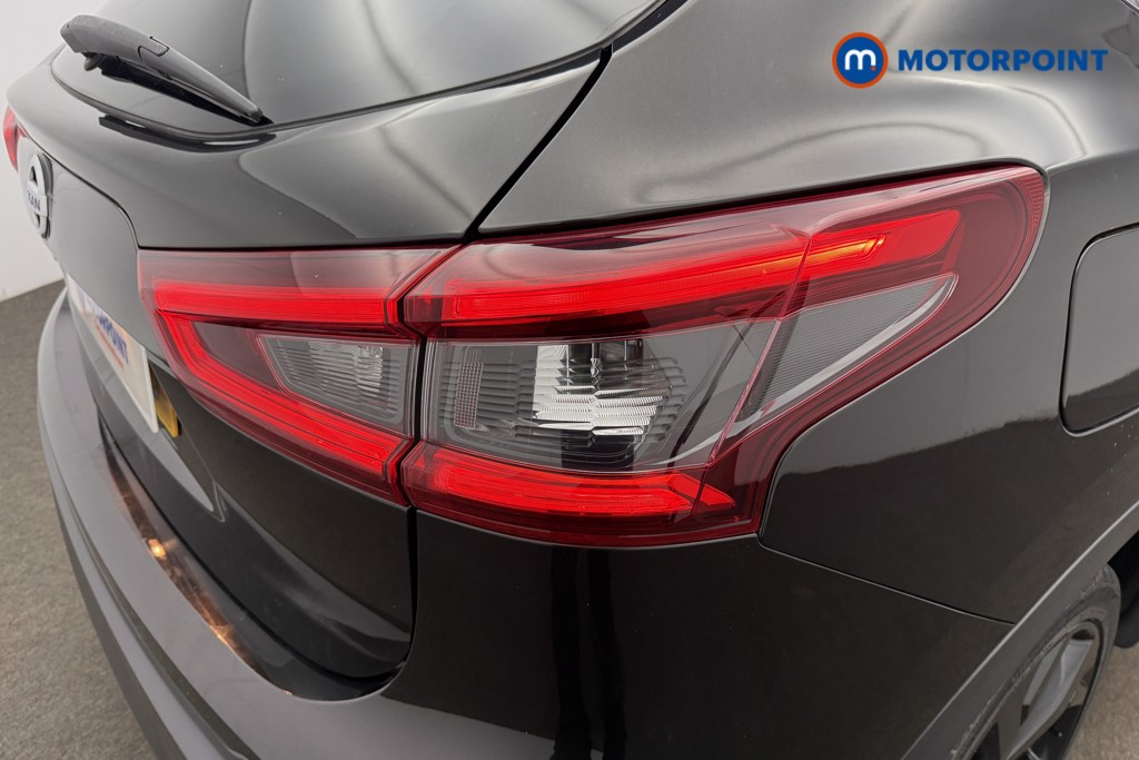 Nissan Qashqai Tekna Manual Petrol SUV - Stock Number (1590844) - 18th supplementary image