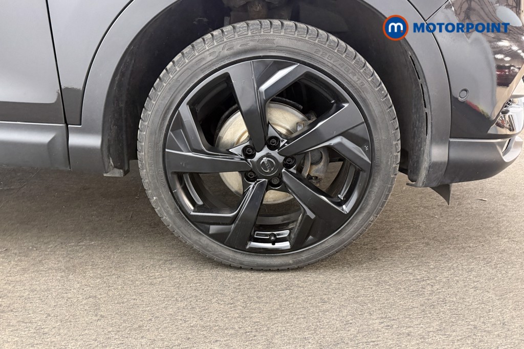 Nissan Qashqai Tekna Manual Petrol SUV - Stock Number (1590844) - 22nd supplementary image