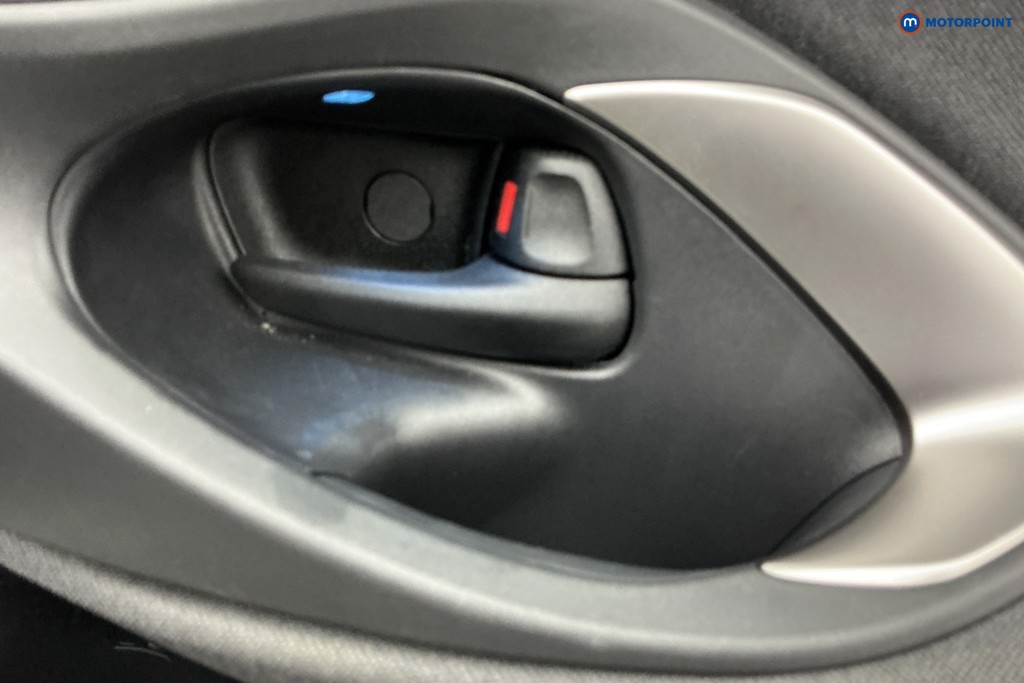 Toyota Yaris Cross Excel Automatic Petrol-Electric Hybrid Estate - Stock Number (1599886) - 27th supplementary image