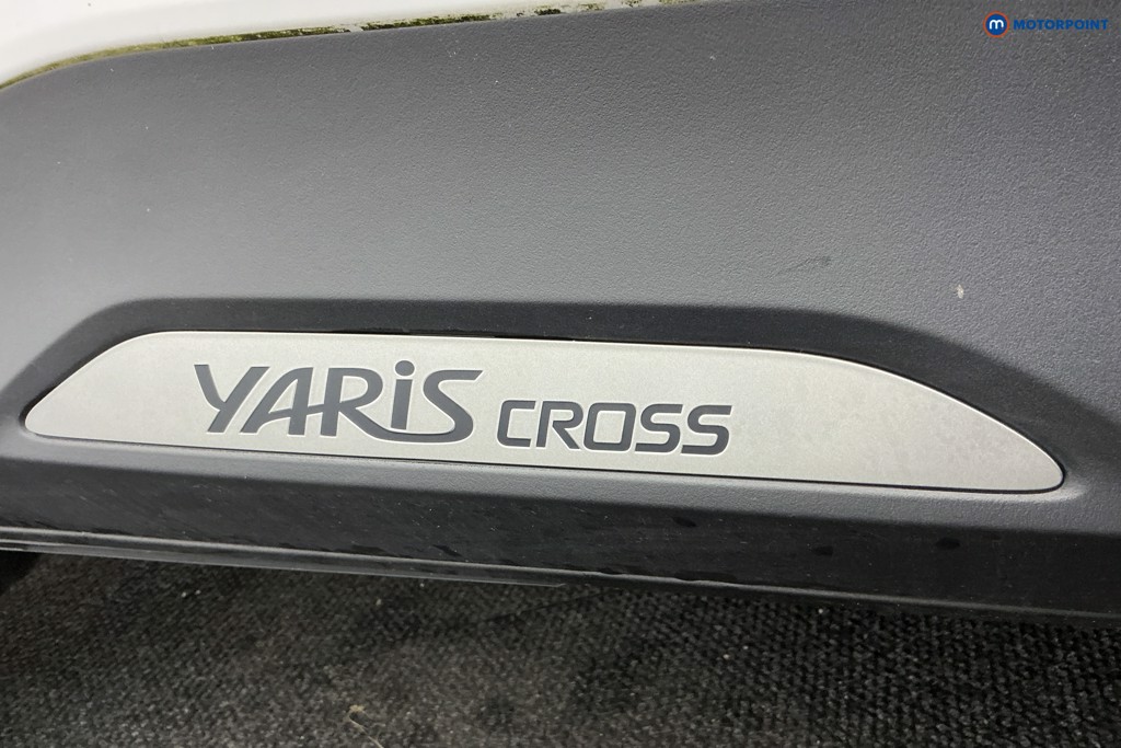 Toyota Yaris Cross Excel Automatic Petrol-Electric Hybrid Estate - Stock Number (1599886) - 34th supplementary image