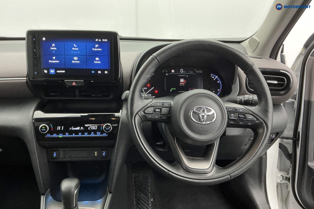 Toyota Yaris Cross Excel Automatic Petrol-Electric Hybrid Estate - Stock Number (1599886) - 1st supplementary image
