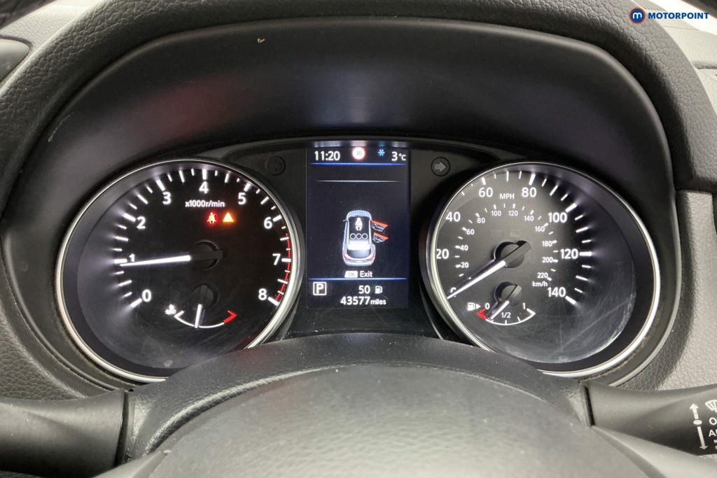Nissan Qashqai Acenta Premium Automatic Petrol SUV - Stock Number (1600275) - 9th supplementary image