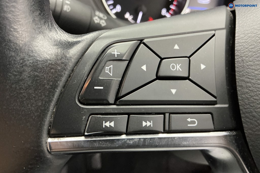 Nissan Qashqai Acenta Premium Automatic Petrol SUV - Stock Number (1600275) - 18th supplementary image