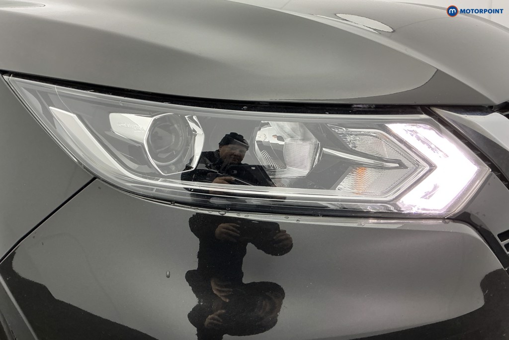 Nissan Qashqai Acenta Premium Automatic Petrol SUV - Stock Number (1600275) - 27th supplementary image