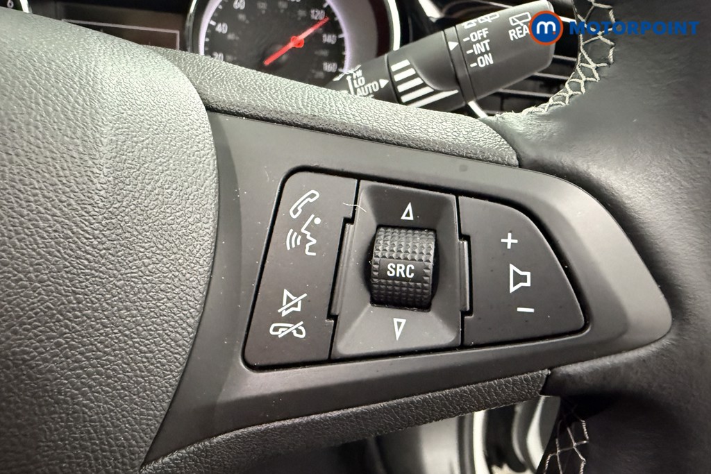 Vauxhall Insignia SRI Manual Petrol Hatchback - Stock Number (1602064) - 5th supplementary image