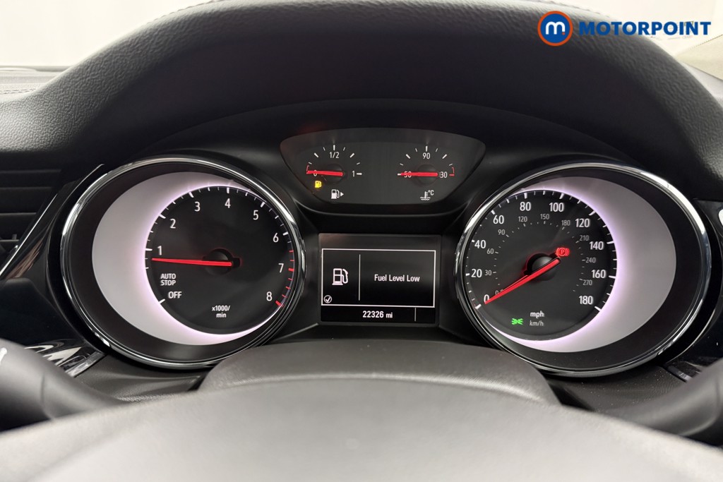 Vauxhall Insignia SRI Manual Petrol Hatchback - Stock Number (1602064) - 6th supplementary image