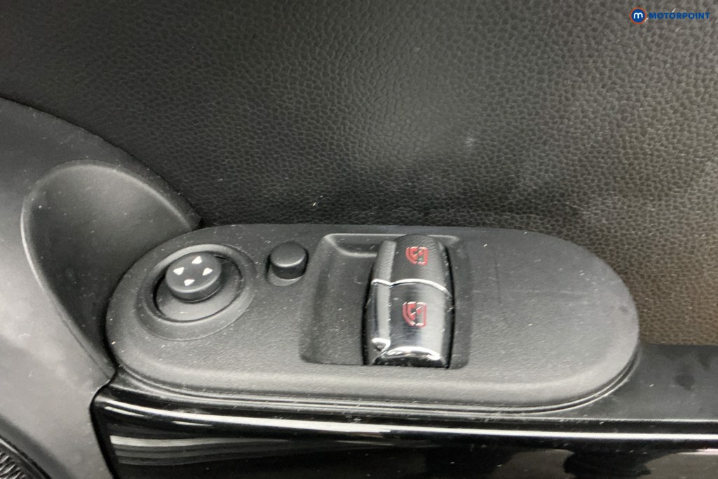 Mini Hatchback Cooper Classic Manual Petrol Hatchback - Stock Number (1602179) - 24th supplementary image