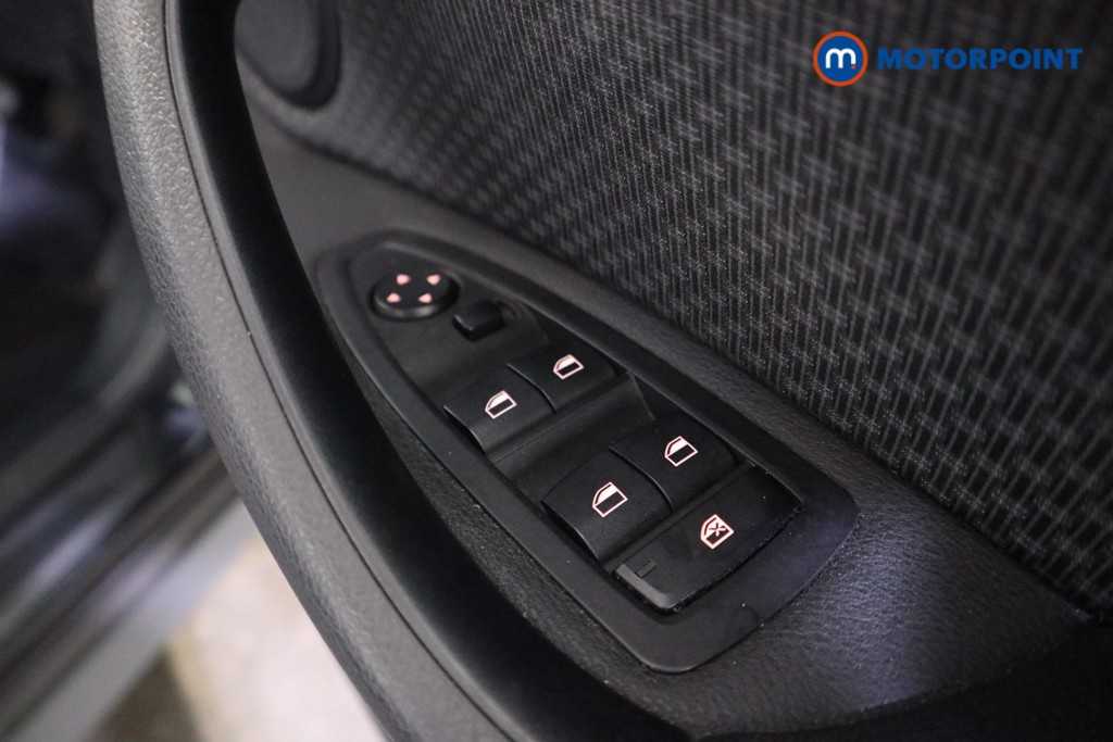 BMW X1 SE Manual Petrol SUV - Stock Number (1602215) - 14th supplementary image