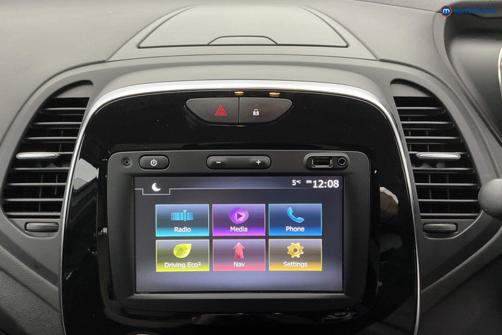 Renault Captur Iconic Manual Petrol SUV - Stock Number (1602421) - 2nd supplementary image