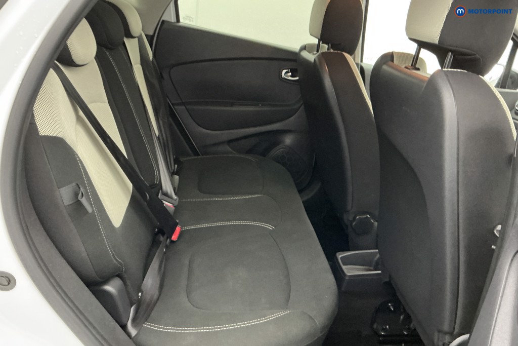 Renault Captur Iconic Manual Petrol SUV - Stock Number (1602421) - 5th supplementary image