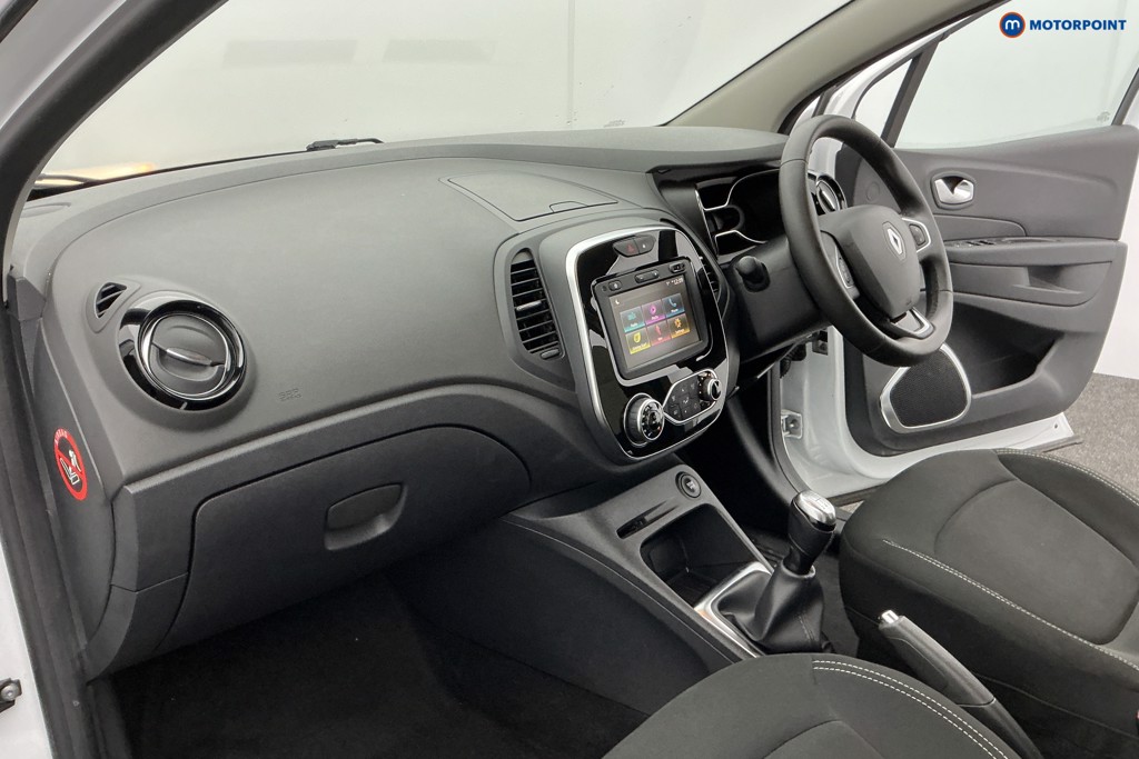 Renault Captur Iconic Manual Petrol SUV - Stock Number (1602421) - 9th supplementary image