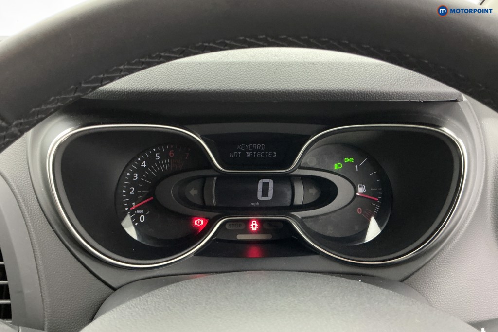 Renault Captur Iconic Manual Petrol SUV - Stock Number (1602421) - 10th supplementary image