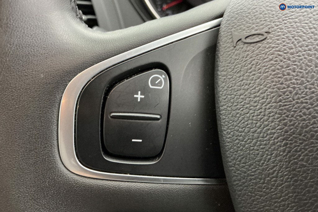 Renault Captur Iconic Manual Petrol SUV - Stock Number (1602421) - 19th supplementary image