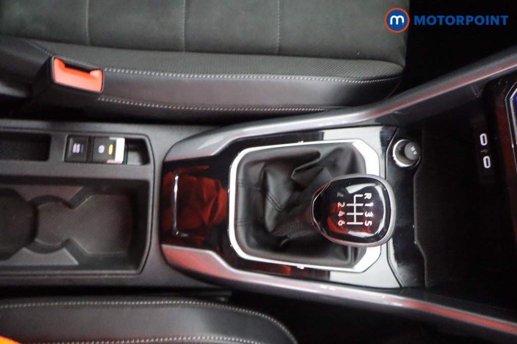 Volkswagen T-Roc Style Manual Petrol SUV - Stock Number (1602560) - 9th supplementary image