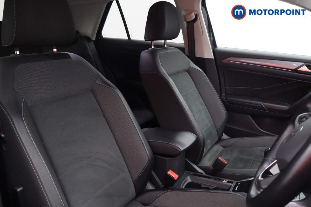 Volkswagen T-Roc Style Manual Petrol SUV - Stock Number (1602560) - 13th supplementary image